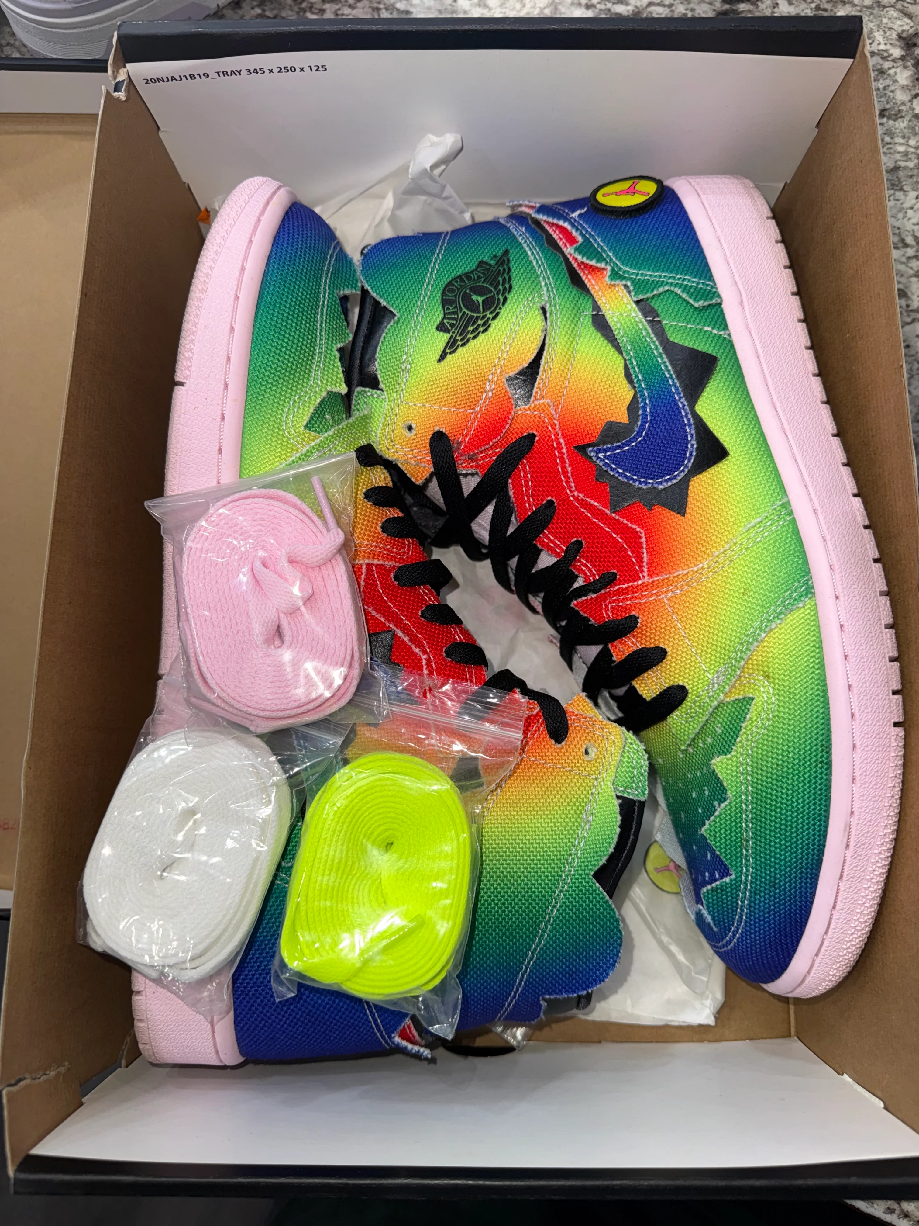 Jordan 1 Retro High J Balvin - Image 5
