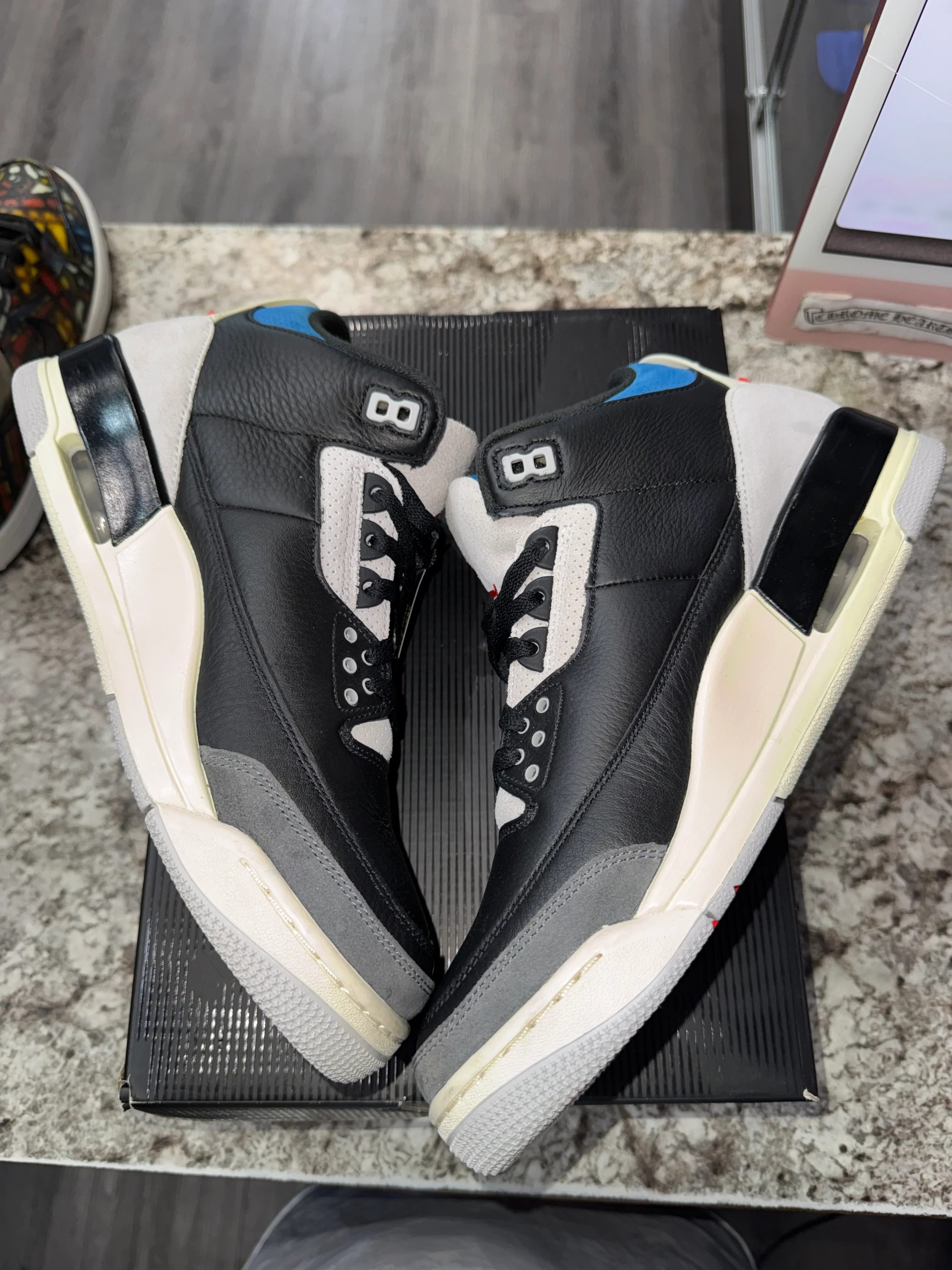 Jordan 3 Retro OG Rare Air - Image 3