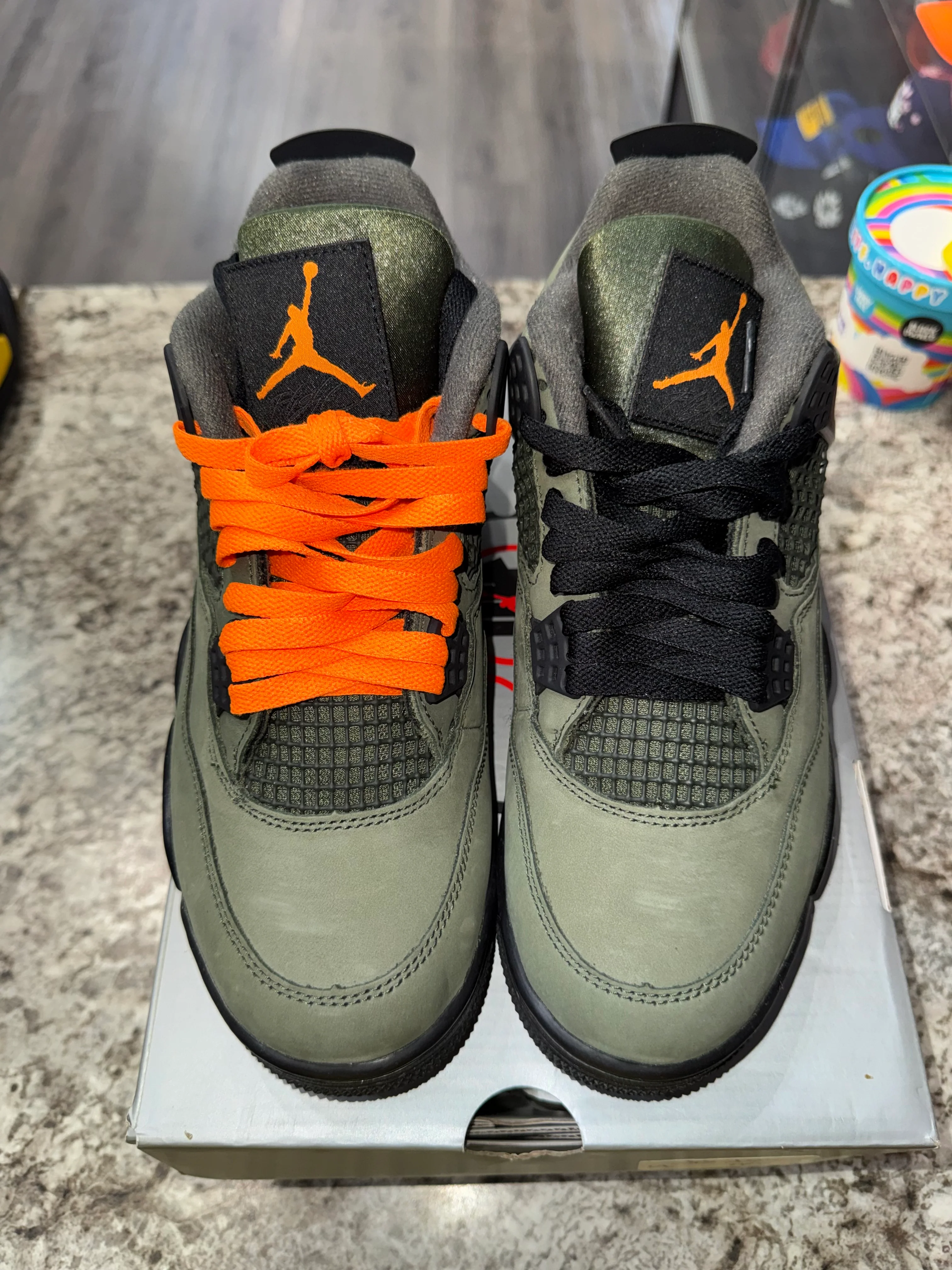 Jordan 4 Retro OG SP Undefeated (2025) - Image 4