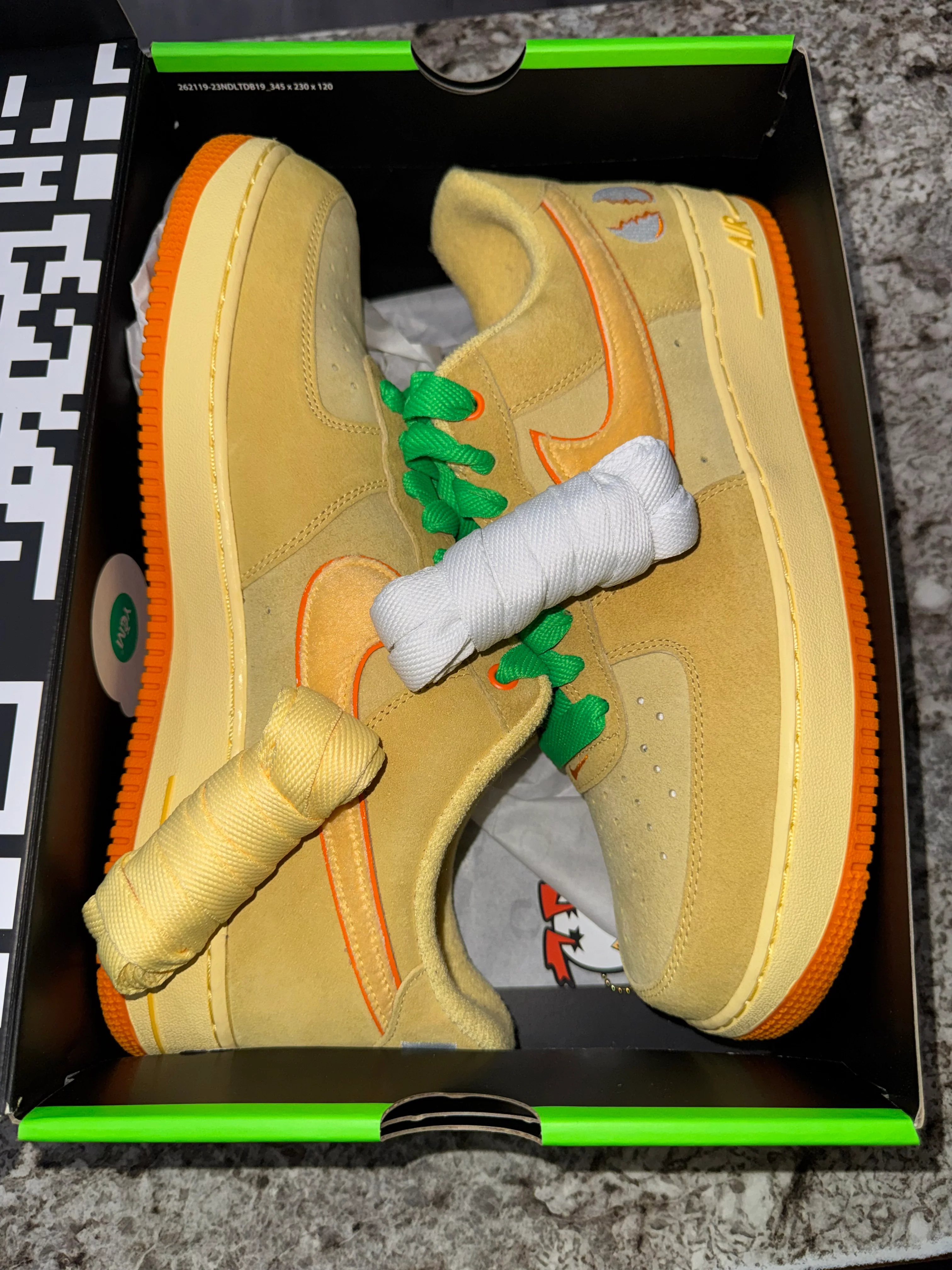Nike Air Force 1 Low Ducks of a Feather University of Oregon Duck or Egg - Image 3